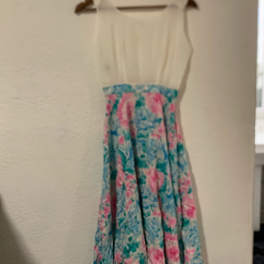 Korean silk floral dress  sz 4 small